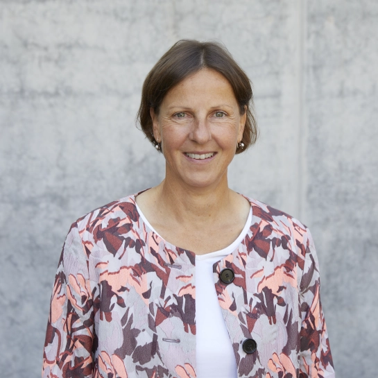 Dr. Melanie Höveler